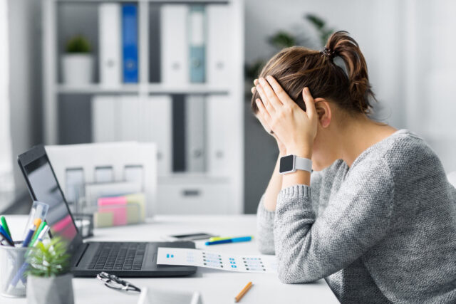 【医師が解説】落ち込んでしまう仕事のミス…でも引きずると危険！立ち直りの工夫とコツは？